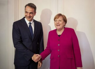 Μητσοτάκης σε Μέρκελ: “Αδιαπραγμάτευτη η αντίθεσή μας στη Συμφωνία των Πρεσπών” – Video