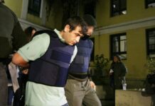 Φυλακές Κορυδαλλού: Ο ένας τον κρατούσε, ο άλλος τον κατέσφαζε.