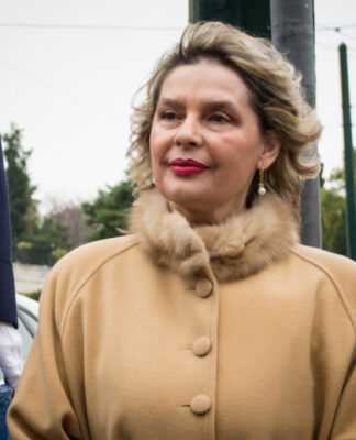 Υπέβαλλε παραίτηση η Παπακώστα μετά τις απειλές για την ζωή της