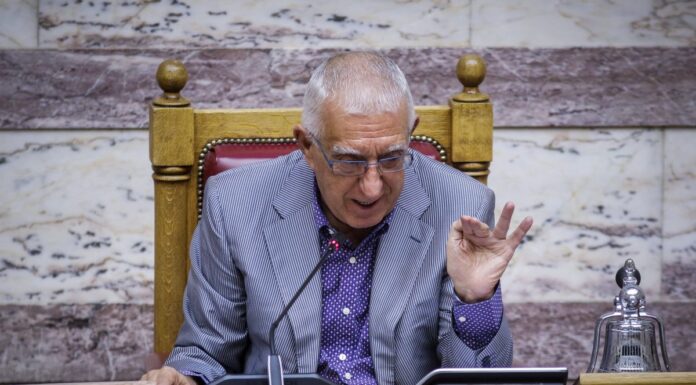"Μήνυμα" Κακλαμάνη: "Καμία συνεργασία με όποιον υπερψηφίσει την Συμφωνία των Πρεσπών"