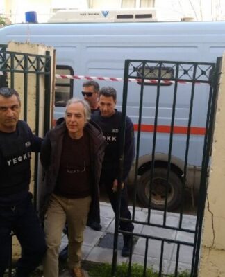 Δημήτρης Κουφοντίνας: Πήγε στα δικαστήρια Βόλου για την άδεια που έχει ζητήσει