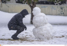 Καιρός: "Παγώσαμε". -10.8 βαθμοί Κελσίου, θυελλώδεις άνεμοι και χιόνια.
