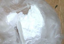 Ένας τύπος τηλεφώνησε στην αστυνομία επειδή αντί για κοκαΐνη του έδωσαν ζάχαρη (pic)
