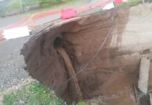 Σαντορίνη: Έφυγε η γη κάτω από τα πόδια τους. Εικόνες που καθηλώνουν