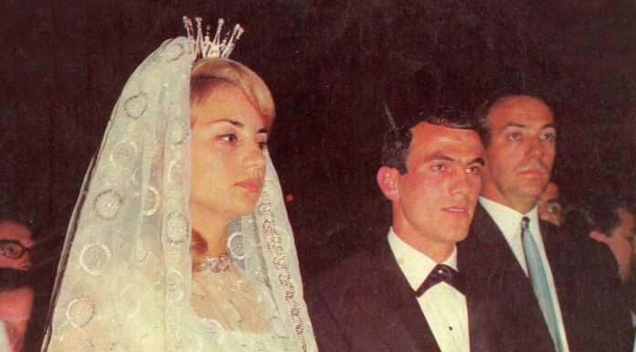 Βίκυ Μοσχολιού – Μίμης Δομάζος: Ο γάμος με τις 7.000 μπομπονιέρες που έμεινε στην ιστορία
