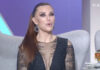 My style rocks Gala: Λαμπερή η Βίκυ Χατζηβασιλείου με εντυπωσιακό μαύρο φόρεμα και βαθύ ντεκολτέ!