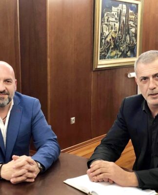 ΚΩΣΤΑΣ ΣΤΑΜΑΤΕΛΑΤΟΣ: Υποψήφιος Κοινοτικός Σύμβουλος Πειραιά με Γιάννη Μώραλη