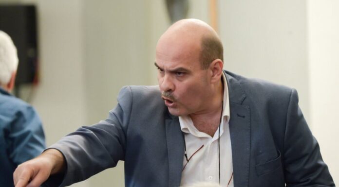 Τσιρώνης: Εμφύλιος στον ΣΥΡΙΖΑ – Ξεσπάθωσε ο Μιχελογιαννάκης υπέρ Καστελόριζου.