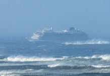 Viking Sky: Με αργούς ρυθμούς η διάσωση των επιβατών – Λειτούργησαν τρεις μηχανές του πλοίου