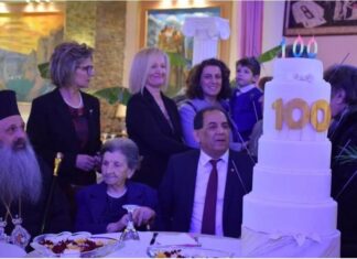 Καλαμπάκα: Αειθαλής γιαγιά έκλεισε τα 100 και έκανε πάρτι. video, pics