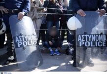 Παρέλαση 25ης Μαρτίου: Μια φωτογραφία χίλιες λέξεις