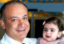 Αυξέντιος Καλαγκός: Ο Έλληνας καρδιοχειρουργός που έχει σώσει αφιλοκερδώς, πάνω από 15.000 παιδάκια