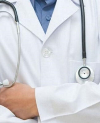 Πρώτη μεταμόσχευση νεφρού από οροθετικό σε άλλον οροθετικό ασθενή.