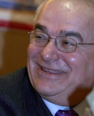 Πέθανε ο Αντώνης Βγόντζας
