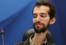 Κυμπουρόπουλος: Διεκδικώ ισάξια μια θέση στην Ευρωβουλή, δεν ζητώ λύπηση