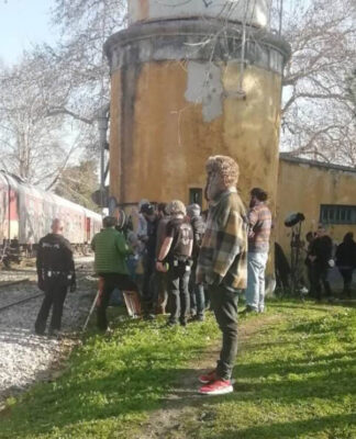 Born to be murdered: Η ταινία που θα… κλείσει δρόμους στην Αθήνα την Κυριακή.
