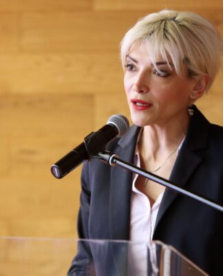 ΣΥΡΙΖΑ: Ένα κόμμα μπουφές – Από τη Λοΐζου στον Κόκκαλη