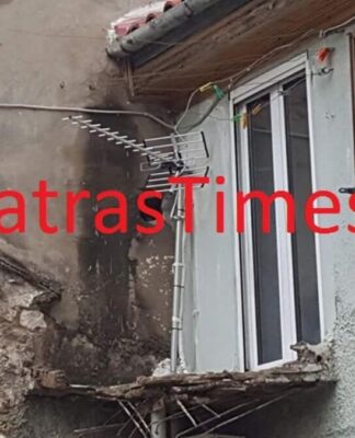 Την κεραία της τηλεόρασης έφτιαχνε ο άνδρας που έπεσε στο κενό.