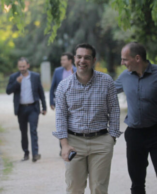 Βαρουφάκης: Ο Τσίπρας δεν είχε αυταπάτες – Το video από το βράδυ του δημοψηφίσματος
