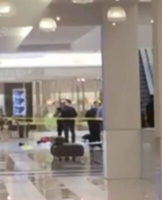 Άνδρας πέταξε 5χρονο αγόρι από μπαλκόνι εμπορικού κέντρου. – video
