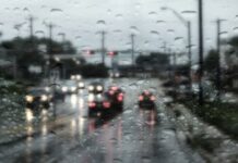 Καιρός: Απίστευτο χαλάζι στο κέντρο της Αθήνας