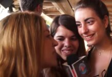 Μύκονος: Όταν η ρεπόρτερ τα πήρε στο κρανίο – Τον χτύπησε με το μικρόφωνο – video
