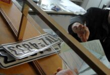Επιστρέφονται πινακίδες και άδειες οδήγησης ενόψει Πάσχα
