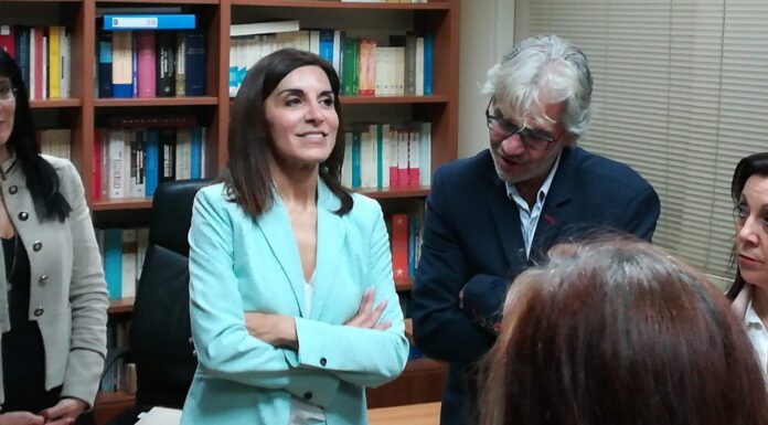 ΚΥΡΙΑΚΗ ΜΠΟΥΡΔΑΚΟΥ- ΠΕΙΡΑΙΑΣ: Συνάντηση φίλων για τον Νίκο Βλαχάκο