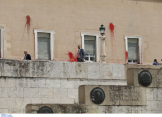 ΝΔ για επίθεση Ρουβίκωνα στη Βουλή: Είναι η σταγόνα που ξεχειλίζει το ποτήρι