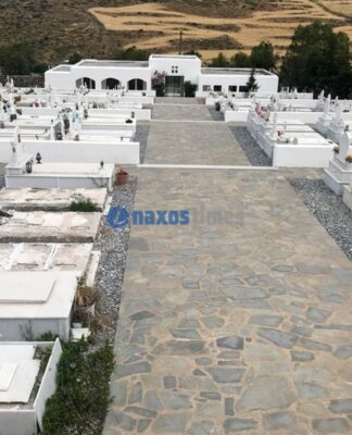 Το νεκροταφείο της Ελλάδας που δε λιώνουν οι νεκροί. Προσοχή σκληρές εικόνες.