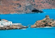 Η «Μικρά Αγγλία» της Ελλάδας: Το καταπράσινο νησί με την εξωτική ομορφιά που ύμνησε ο Εμπειρίκος