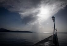 Βροχές και καταιγίδες σε ολόκληρη τη χώρα – Πότε θα εξασθενήσουν τα φαινόμενα (Χάρτης)