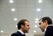 Μακρόν σε Τσίπρα: Αν θέλεις, σου στέλνω φρεγάτες – video