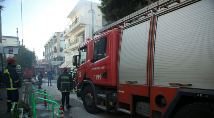 Φωτιά τώρα στον Ασπρόπυργο