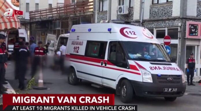 Τουρκία: Τρομερό τροχαίο δυστύχημα με μετανάστες στα σύνορα με την Ελλάδα. video