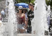 Καιρός: Τα μελτέμια "έτρεχαν" με 111 χλμ. την ώρα – Ο καύσωνας "χτυπάει" ξανά την πόρτα.