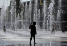 Η Ευρώπη ψήνεται – Στο απόγειό του ο καύσωνας – Γαλλία και Ισπανία λιώνουν από την ζέστη