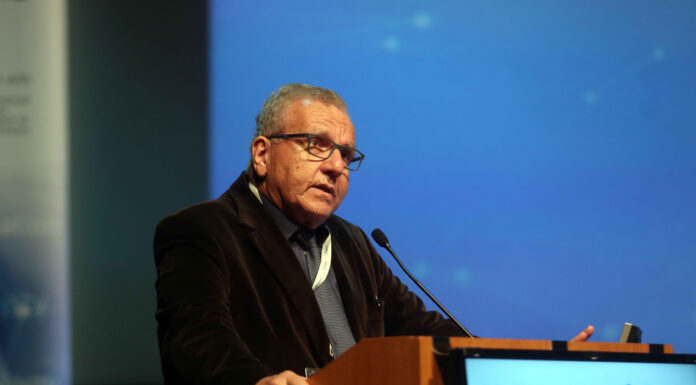ΧΡΙΣΤΟΔΟΥΛΟΣ ΣΤΕΦΑΝΑΔΗΣ: «Ο Βουλευτής πρέπει να βρίσκεται στα κέντρα αποφάσεων»
