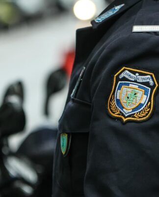 Επίθεση από σφήκες δέχθηκε αστυνομικός στην Κρήτη