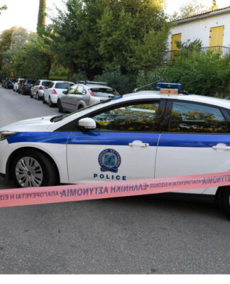 Τι λέει η ΕΛΑΣ για το τροχαίο με περιπολικό στου Ζωγράφου