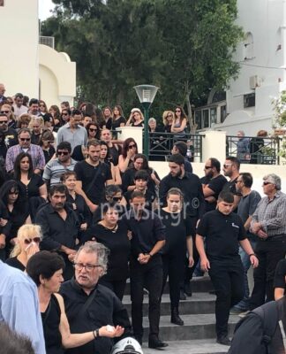 Σαντορίνη: Ράγισαν καρδιές στην κηδεία της 14χρονης Κατερίνας – Video