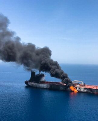 Κόλπος Ομάν: Εκρηκτικός μηχανισμός βρέθηκε στο ένα από τα δύο τάνκερ.