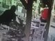 Χανιά: Άφησε τον δίσκο και του έσωσε τη ζωή – Το βίντεο ντοκουμέντο σε εστιατόριο