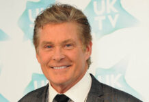 David Hasselhoff: Ο «ιππότης της ασφάλτου» στη… Μύκονο (video)