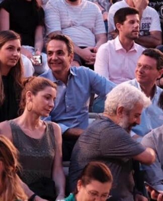 Στους "Jethro Tull" ο Κυριάκος Μητσοτάκης με την κόρη του Σοφία.