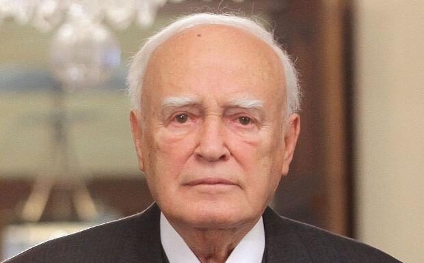 «Πέθαναν» τον Κάρολο Παπούλια