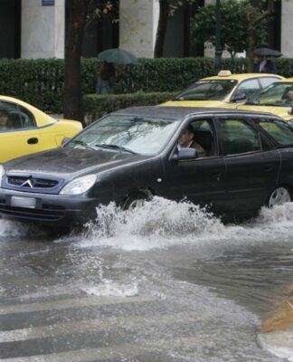 Καιρός αύριο: Έρχονται μπόρες και καταιγίδες – Ποιές περιοχές θα πληγούν.