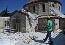 Αυτές είναι οι ζημιές του σεισμού στη Μονή Δαφνίου – Κανονικά το ωράριο λειτουργίας