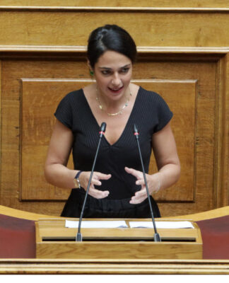 Μιχαηλίδου: Επίδομα τοκετού 2.000 ευρώ για κάθε γέννα – Ποιοι πιθανόν να εξαιρεθούν