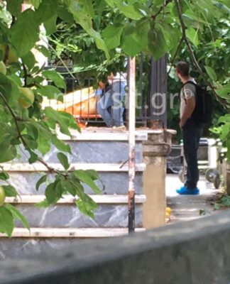 Έγκλημα στην Αγία Παρασκευή: Κρεμάστηκε στο κελί της η πατροκτόνος.